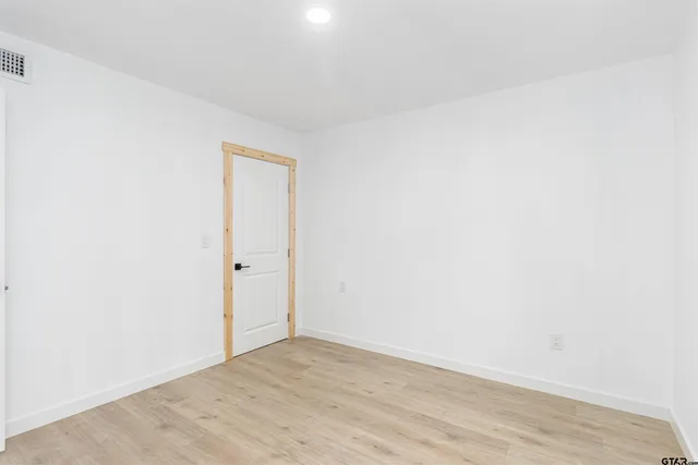 $230,000 | 112 Anderson County Road 1370, Palestine, TX 75801