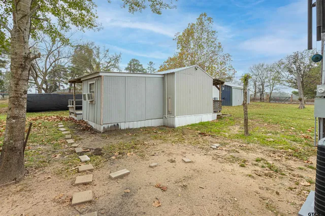$230,000 | 112 Anderson County Road 1370, Palestine, TX 75801