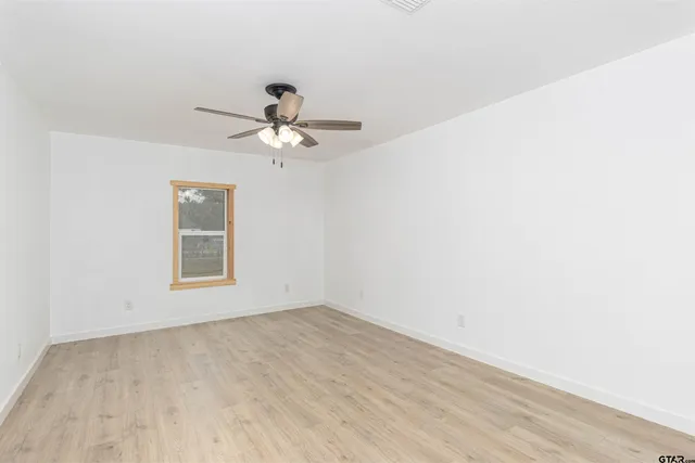 $230,000 | 112 Anderson County Road 1370, Palestine, TX 75801