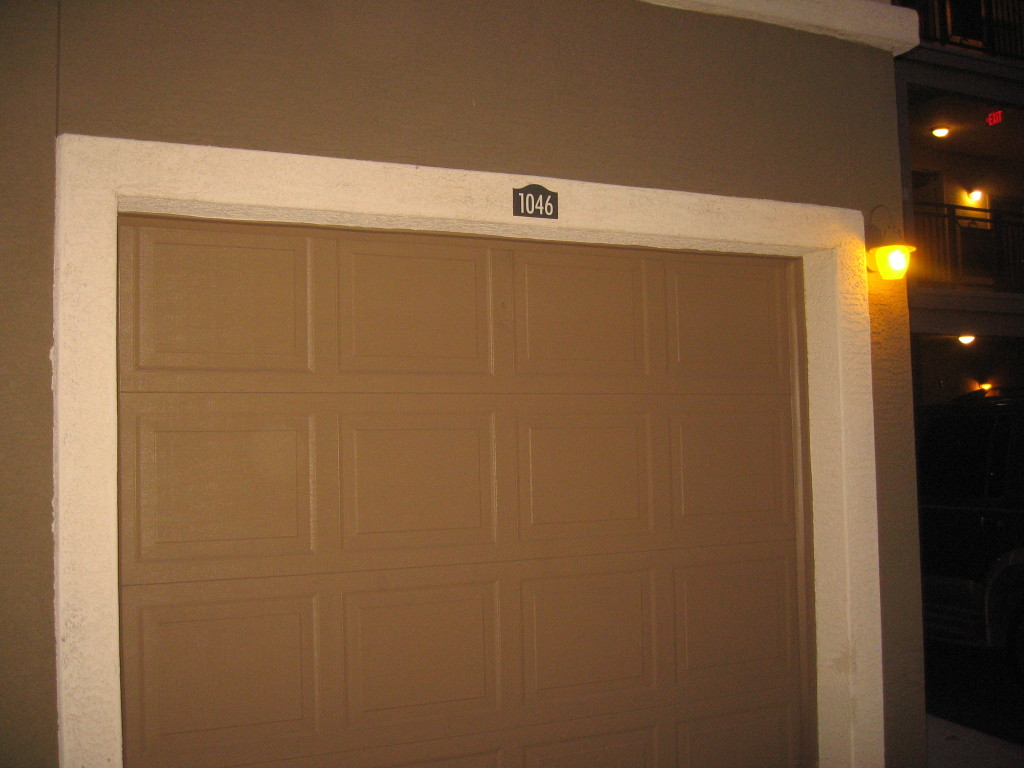 909 East Camelback Road, Unit 2026 Phoenix, AZ 85014 - Photo 4 of 10 Garage 1046