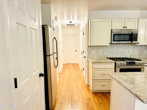 $3,400 | 21 Loughberry Road, Saratoga Springs, NY 12866
