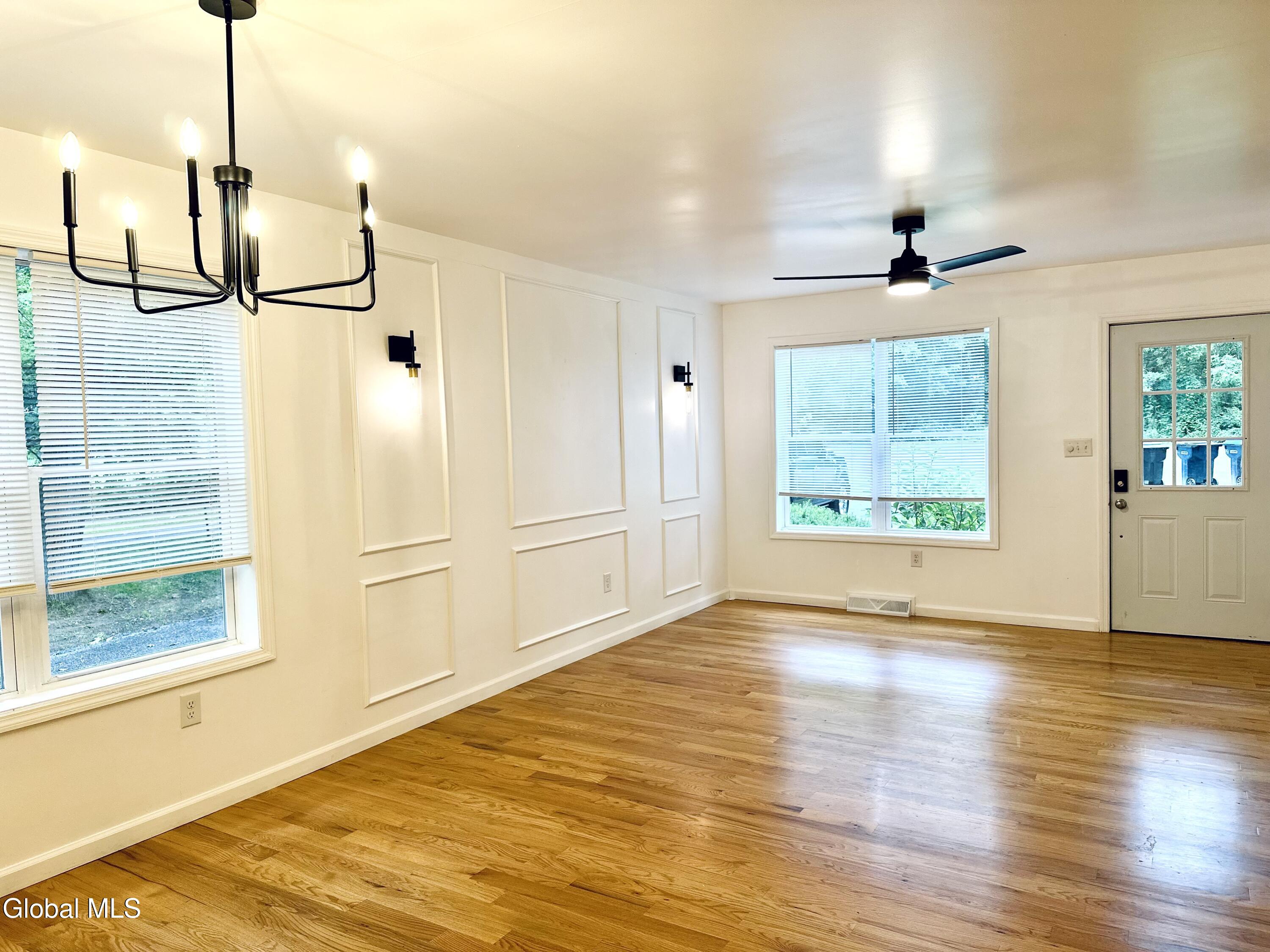 21 Loughberry Road Saratoga Springs, NY 12866 - Photo 15 of 28 IMG_9664