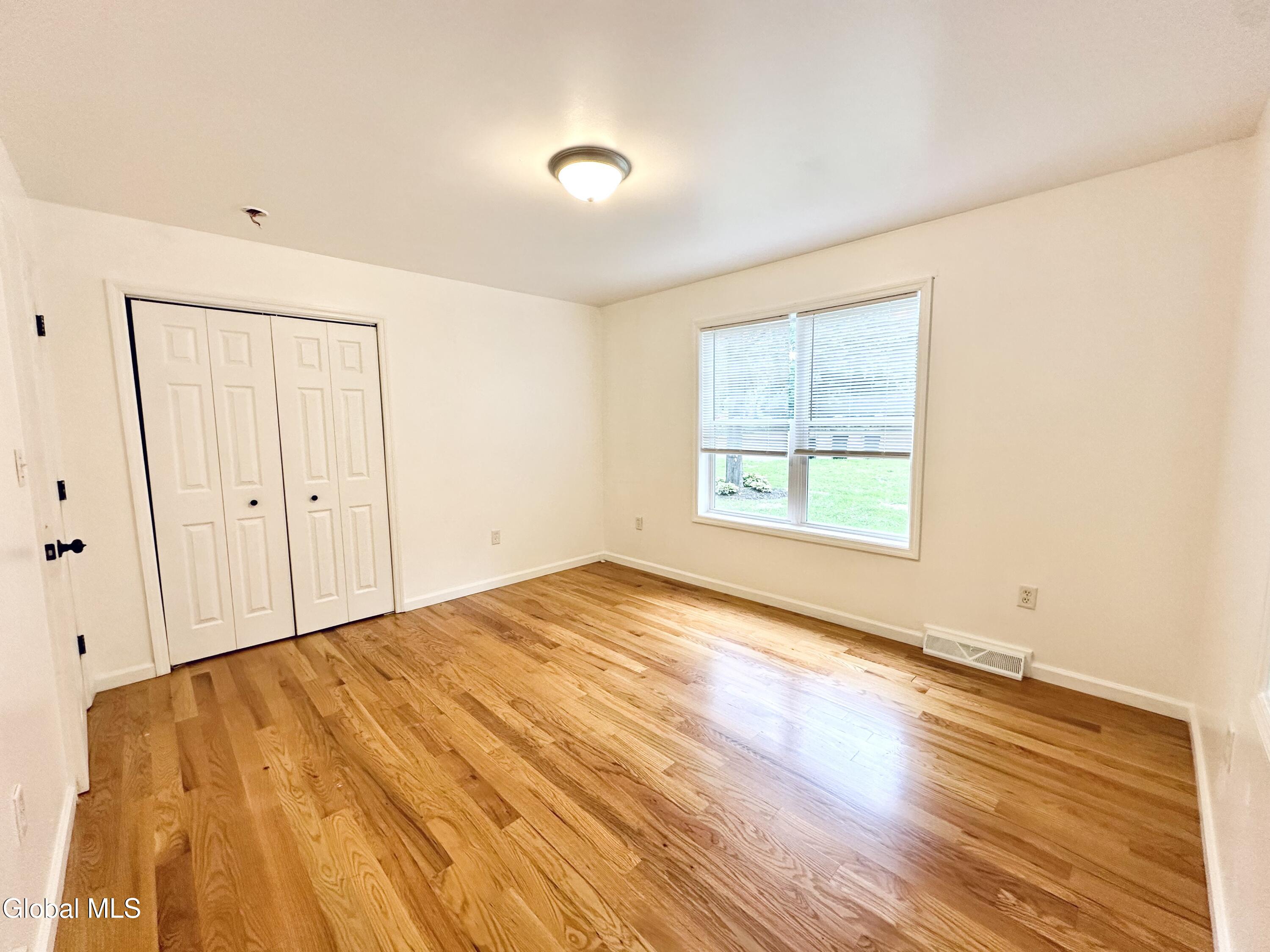 21 Loughberry Road Saratoga Springs, NY 12866 - Photo 17 of 28 IMG_9677