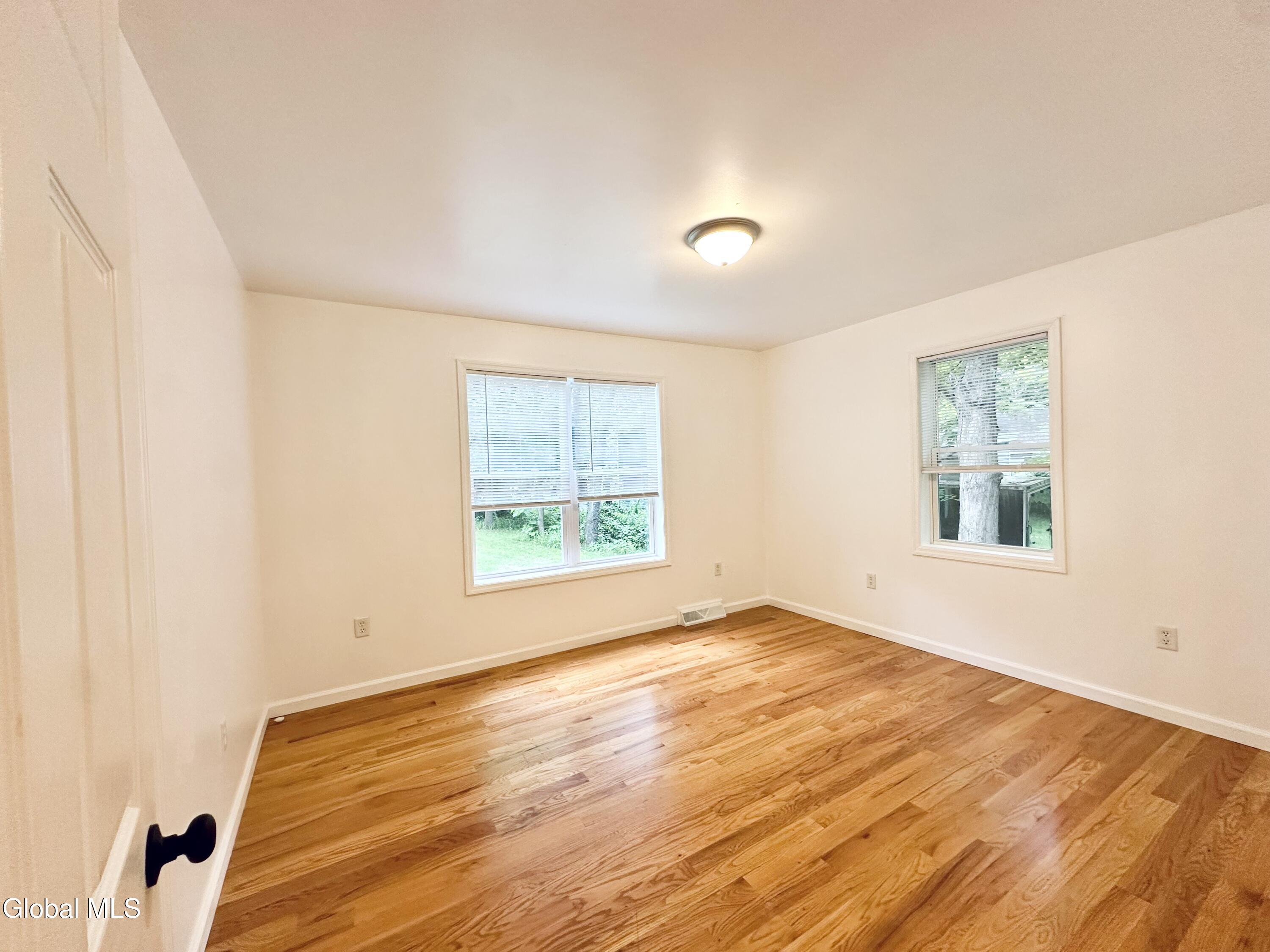 21 Loughberry Road Saratoga Springs, NY 12866 - Photo 18 of 28 IMG_9678