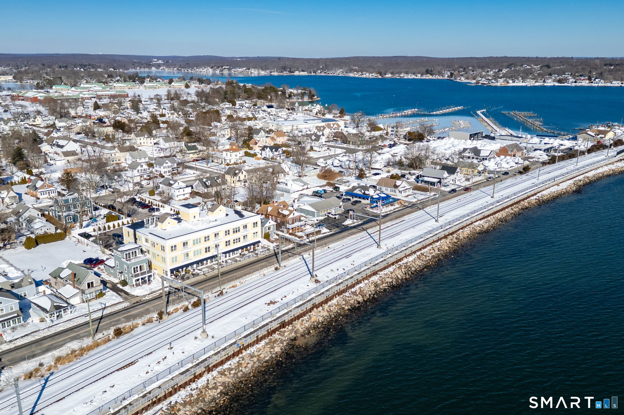 185 Main Street, Unit 305 East Lyme, CT 06357 - Photo 36 of 40