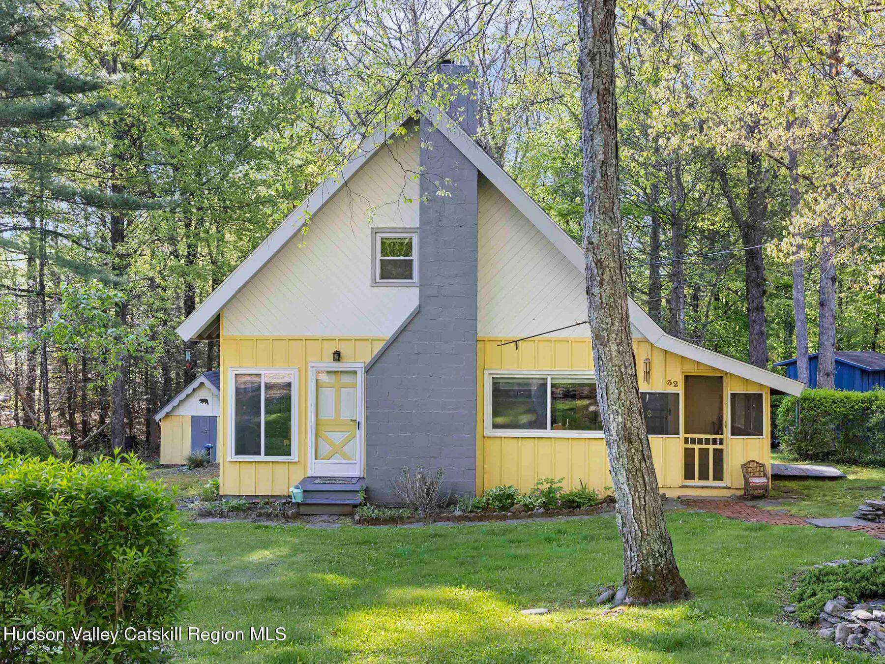 32 Ridge Road Shokan, NY 12481 - Photo 5 of 32 a front view of a house with a yard