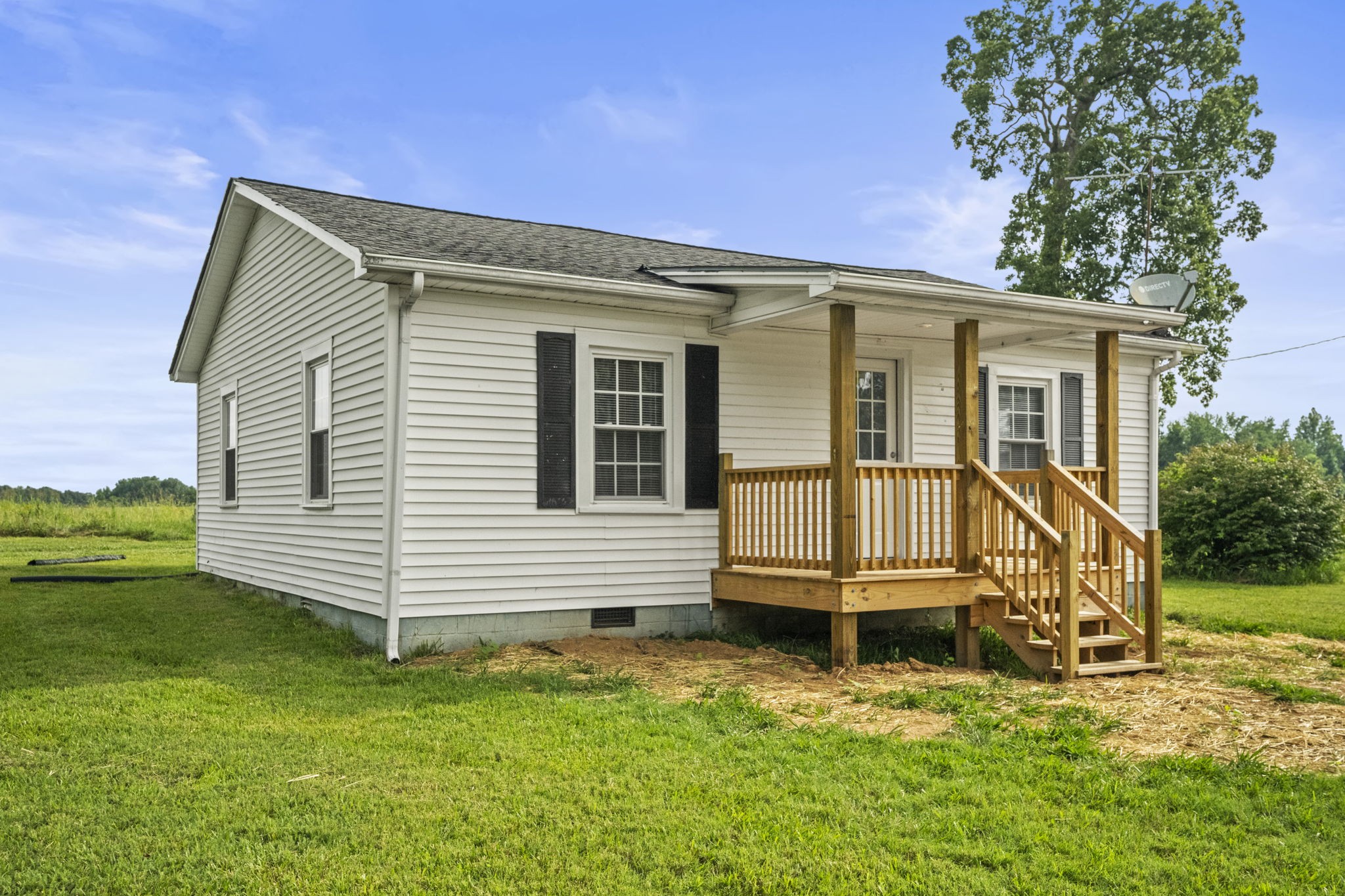 7230 Highway 49 E Springfield Tn 37172 East Springfield, TN 37172 - Photo 1 of 33 a view of a house with a yard