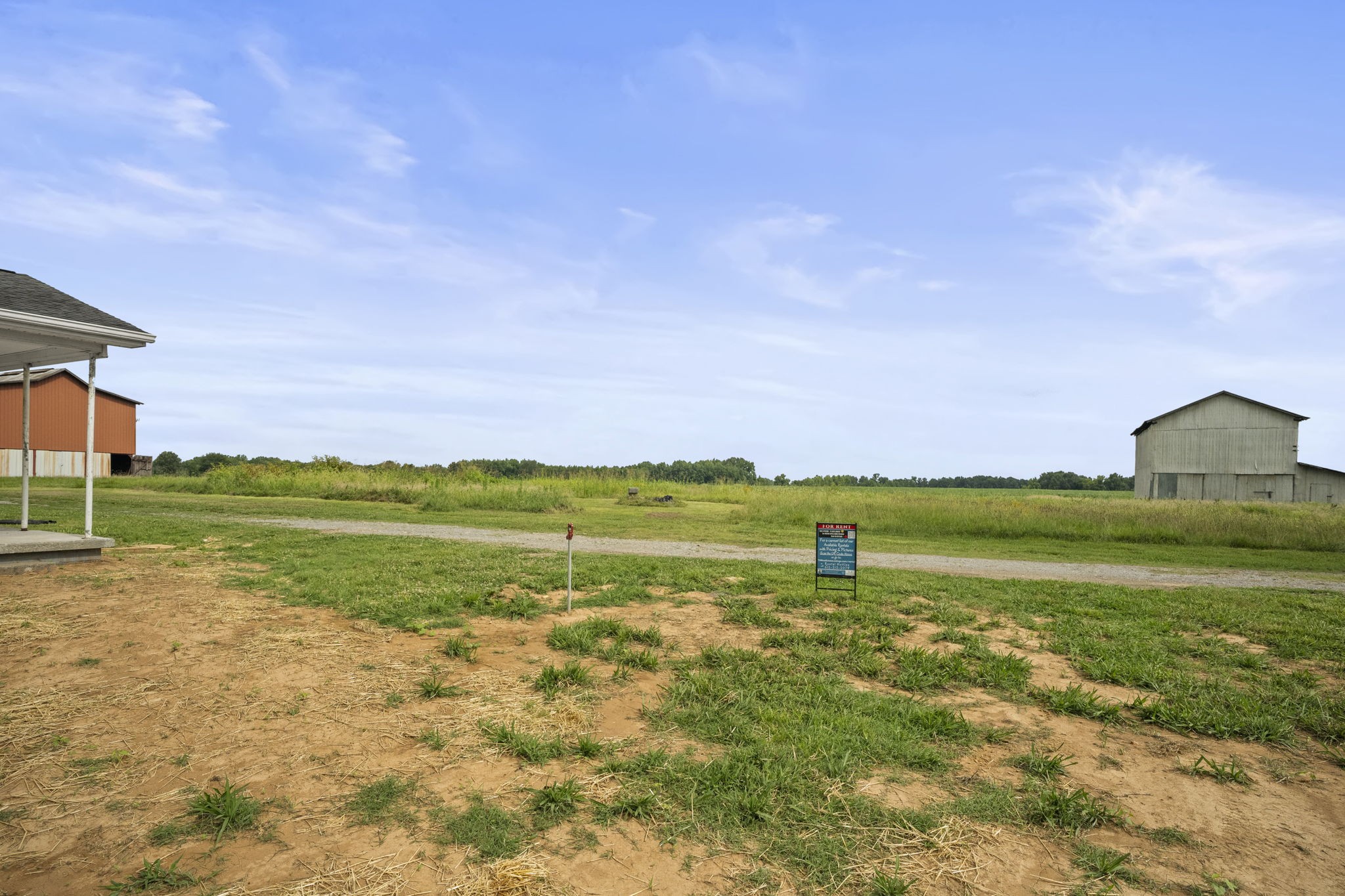7230 Highway 49 E Springfield Tn 37172 East Springfield, TN 37172 - Photo 29 of 33 a view of an ocean and beach