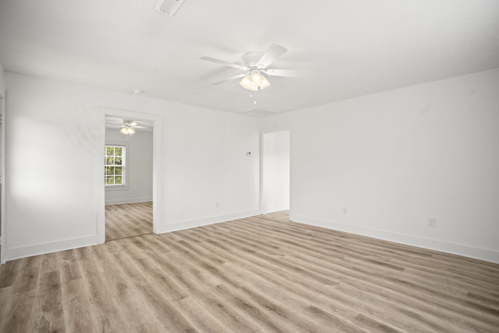 7230 Highway 49 E Springfield Tn 37172 East Springfield, TN 37172 - Photo 10 of 33 a view of empty room with wooden floor