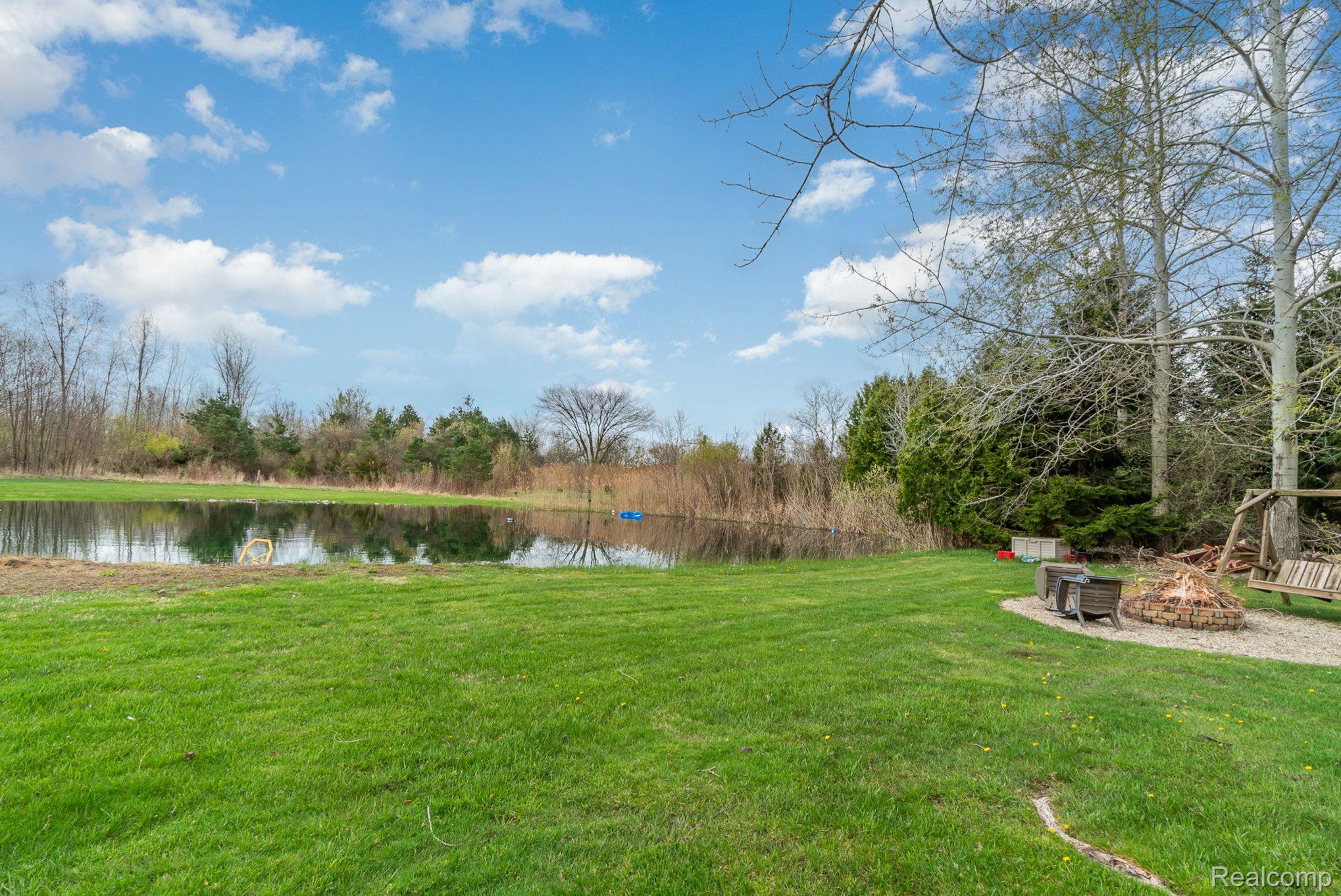 2019 Mosher Road Kawkawlin, MI 48631 - Photo 30 of 35 Gallery Image 30