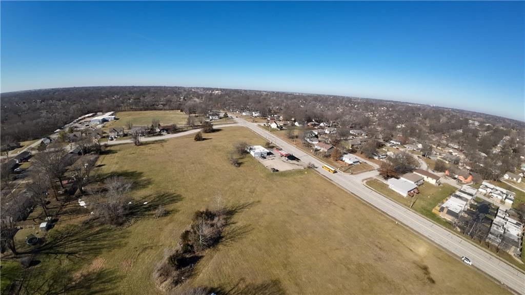 7905 High Grove Road Grandview, MO 64030 - Photo 6 of 24