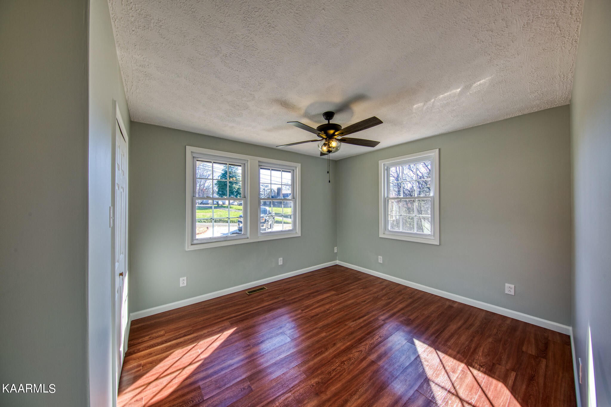 2113 Robinson Road Knoxville, TN 37923 - Photo 11 of 23 Gallery Image 11