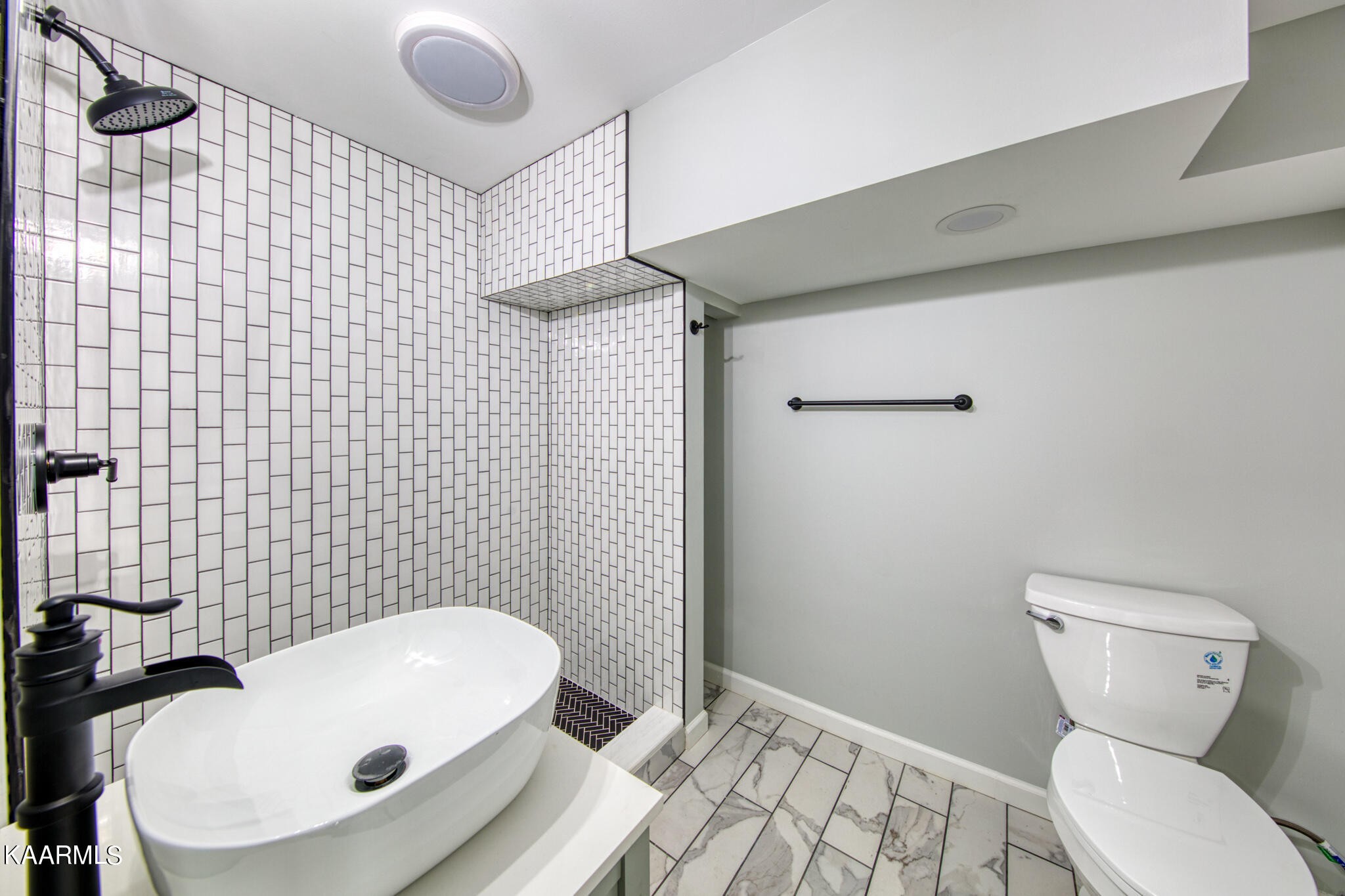2113 Robinson Road Knoxville, TN 37923 - Photo 18 of 23 Gallery Image 18