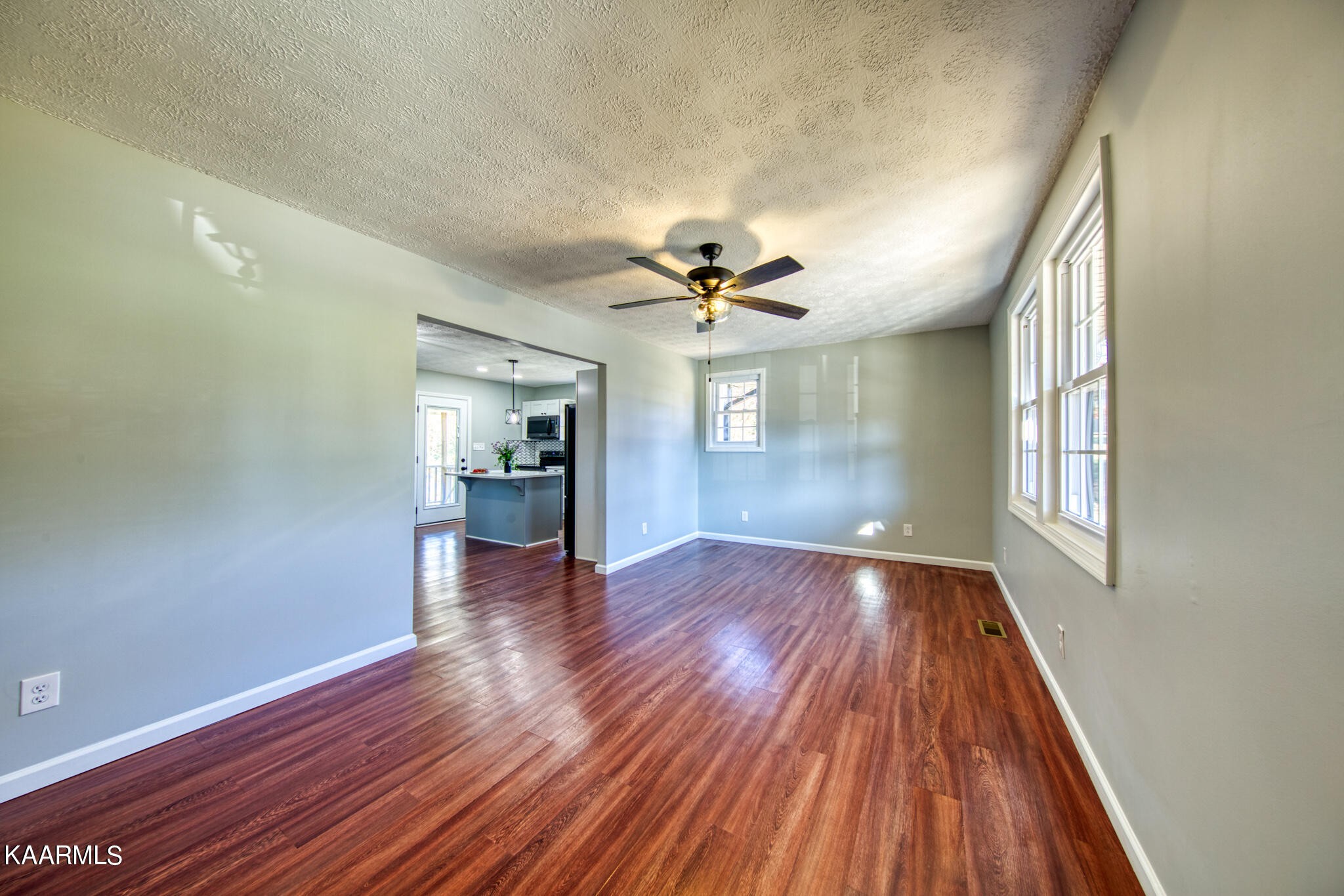 2113 Robinson Road Knoxville, TN 37923 - Photo 3 of 23 Gallery Image 3
