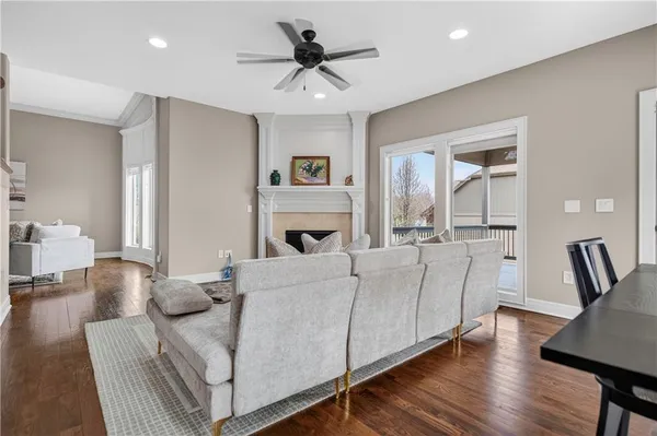 $700,000 | 4517 Sienna Ridge, Riverside, MO 64150