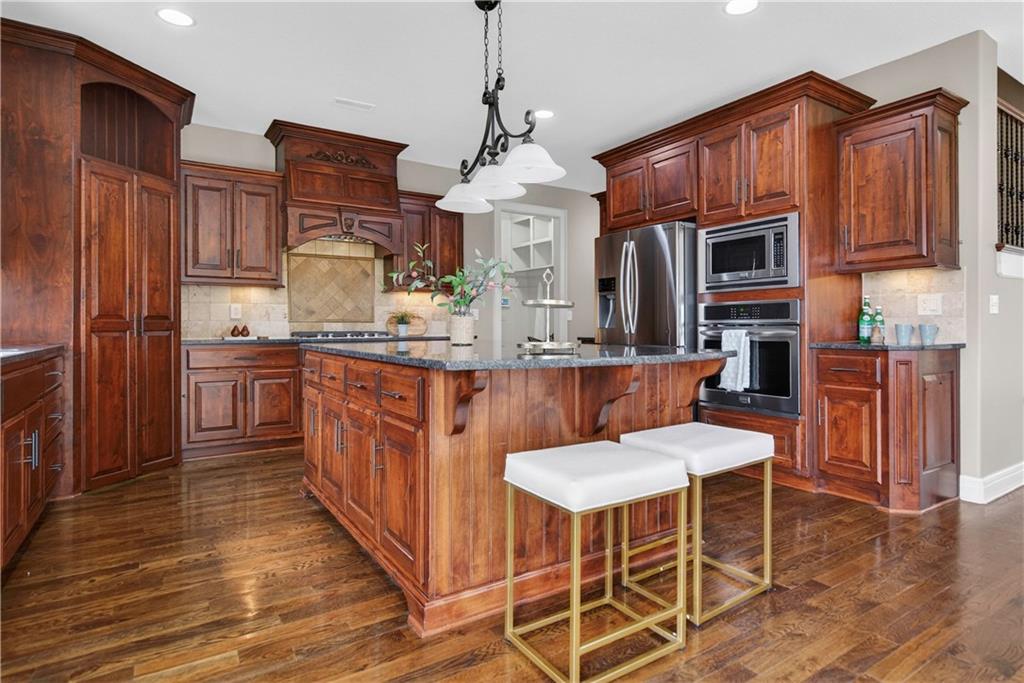 4517 Sienna Ridge Riverside, MO 64150 - Photo 19 of 76