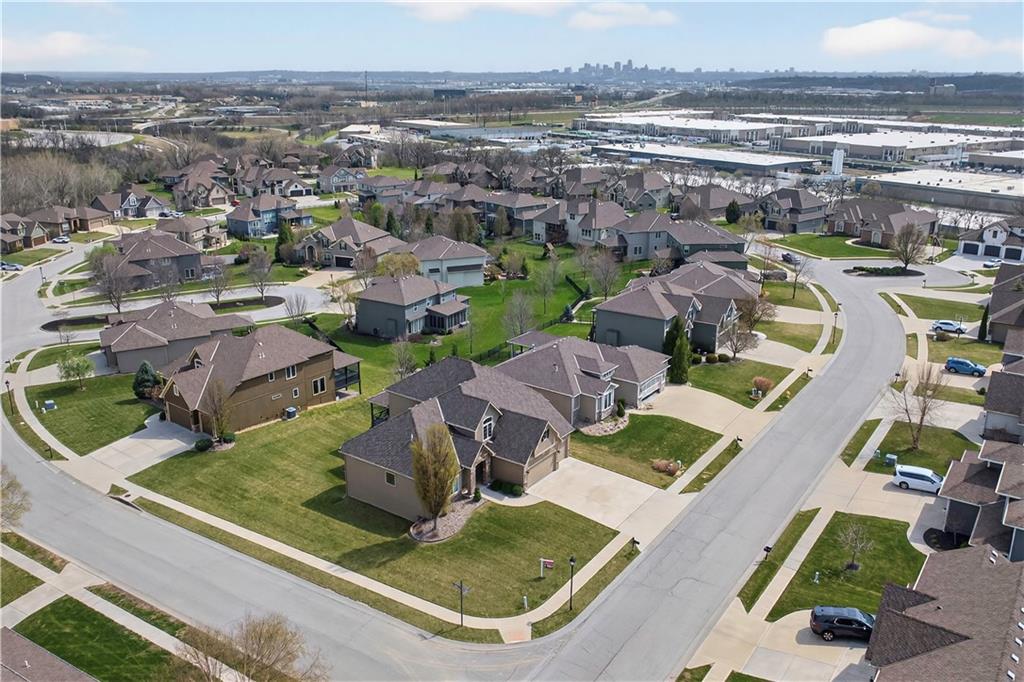 4517 Sienna Ridge Riverside, MO 64150 - Photo 4 of 76