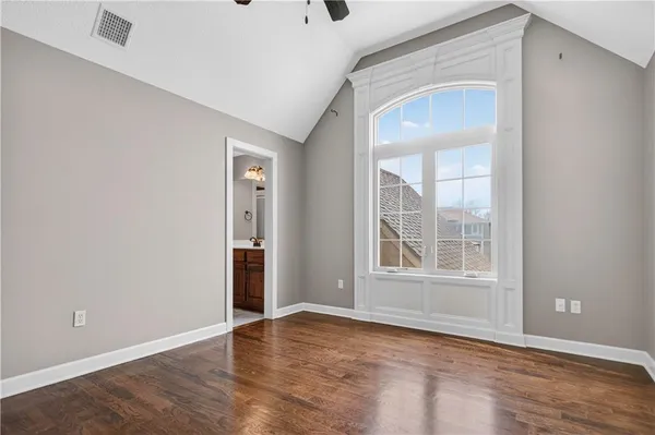 $700,000 | 4517 Sienna Ridge, Riverside, MO 64150