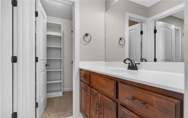 $700,000 | 4517 Sienna Ridge, Riverside, MO 64150