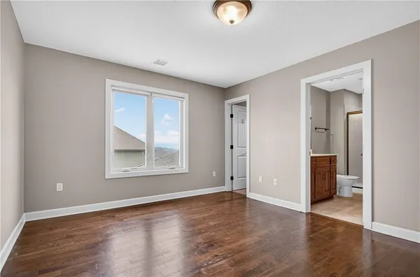 $700,000 | 4517 Sienna Ridge, Riverside, MO 64150