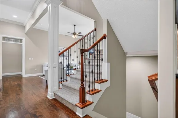 $700,000 | 4517 Sienna Ridge, Riverside, MO 64150