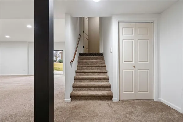 $700,000 | 4517 Sienna Ridge, Riverside, MO 64150