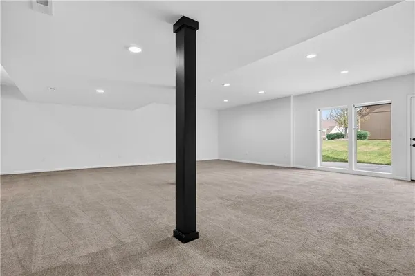 $700,000 | 4517 Sienna Ridge, Riverside, MO 64150