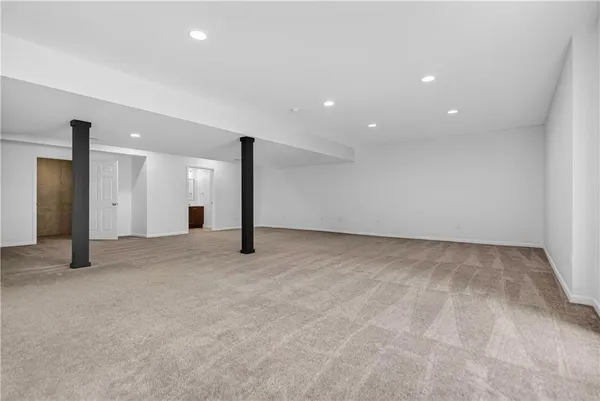 $700,000 | 4517 Sienna Ridge, Riverside, MO 64150