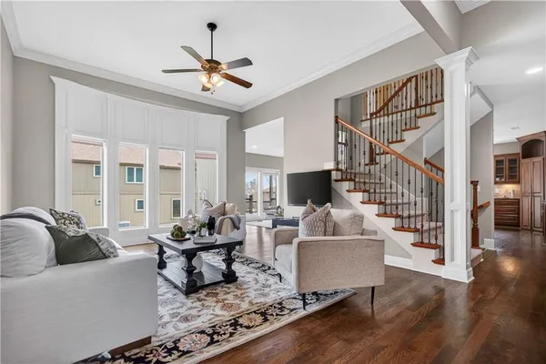 $700,000 | 4517 Sienna Ridge, Riverside, MO 64150