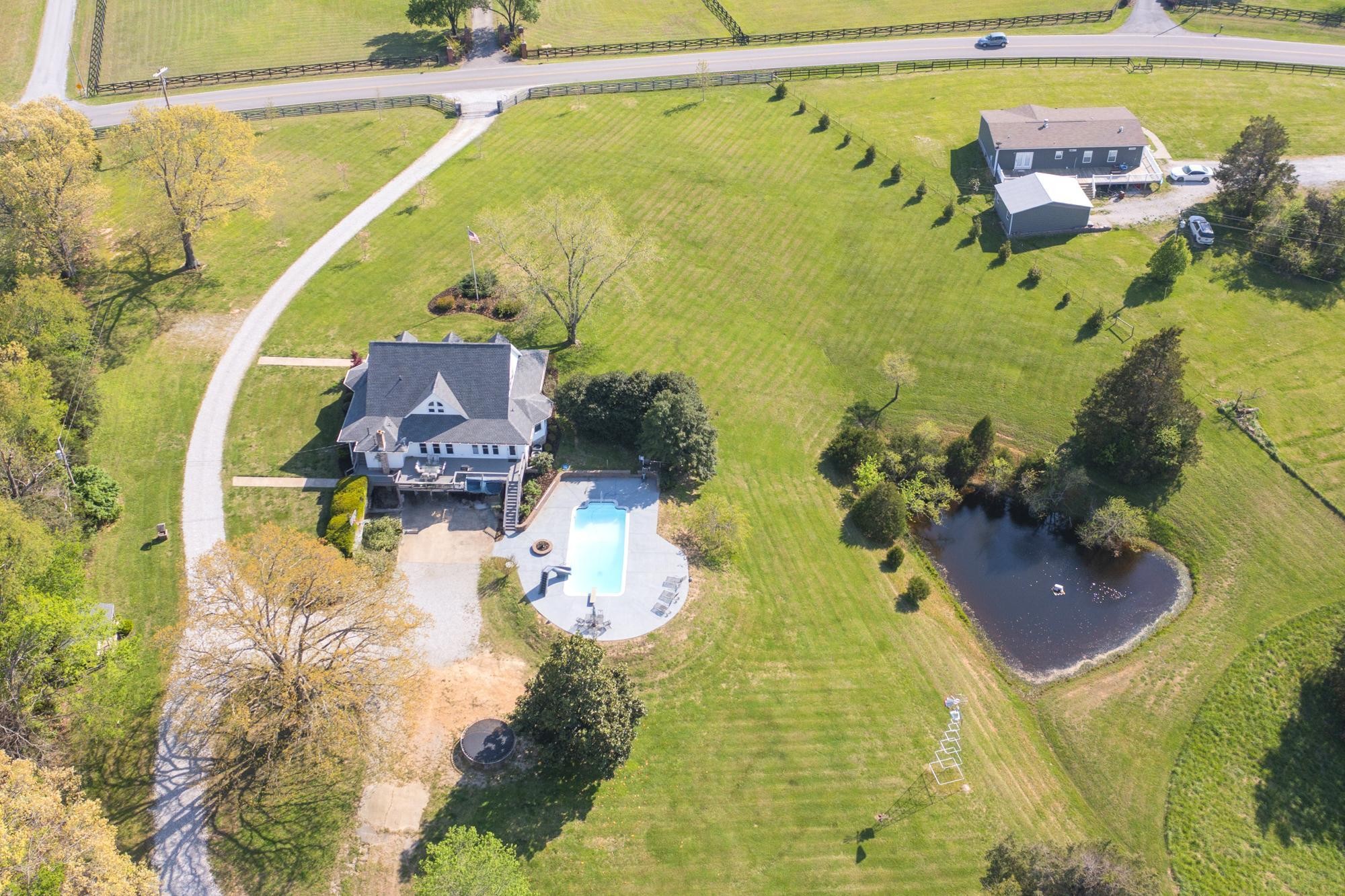 1043 Shelton Road Charlotte, TN 37036 - Photo 61 of 71