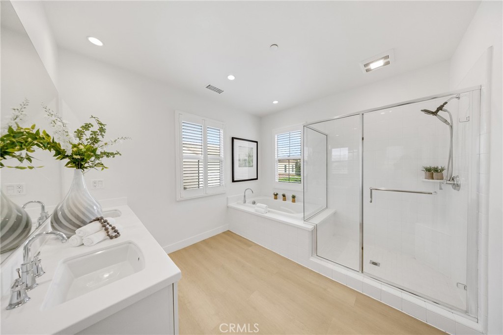 182 Frontier Irvine, CA 92620 - Photo 20 of 47