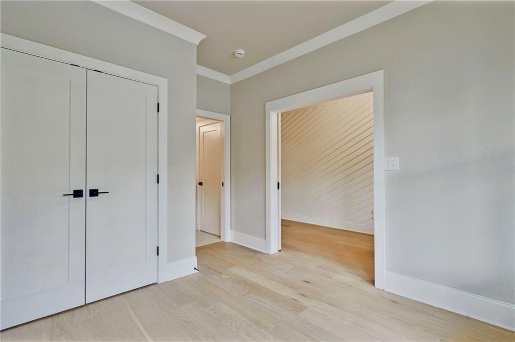 1697 Eastside Parc Street Atlanta, GA 30316 - Photo 7 of 44 a view of an empty room