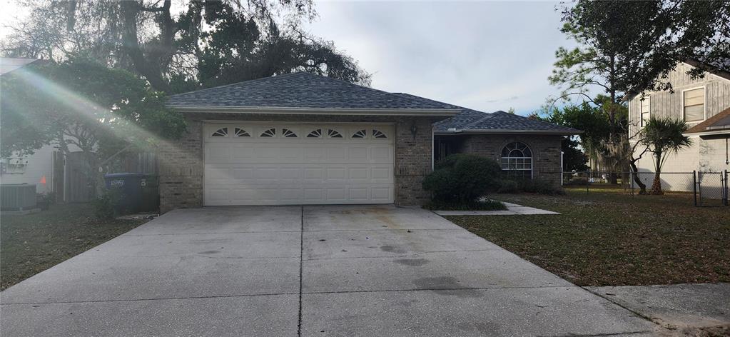 8404 Barrett Place Tampa, FL 33617 - Photo 11 of 28