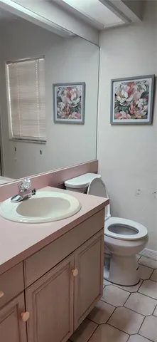 $2,500 | 8404 Barrett Place, Tampa, FL 33617