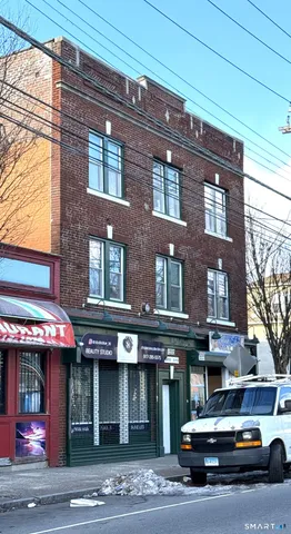 $1,350 | 1333 East Main Street, Unit 7, Bridgeport, CT 06608