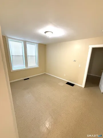 $1,350 | 1333 East Main Street, Unit 7, Bridgeport, CT 06608