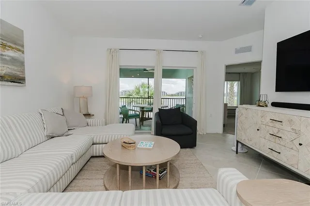 $6,495 | 5433 Double Eagle Circle, Unit 2928, Immokalee, FL 34142