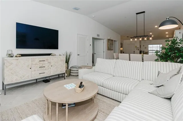 $6,495 | 5433 Double Eagle Circle, Unit 2928, Immokalee, FL 34142