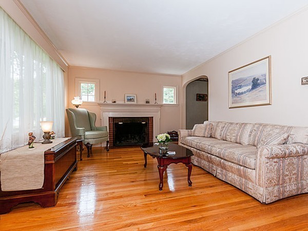 38 Virginia Road Needham, MA 02494 - Photo 2 of 27