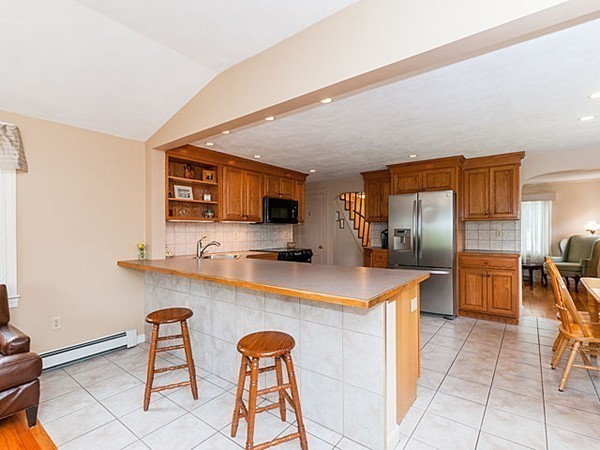 38 Virginia Road Needham, MA 02494 - Photo 6 of 27