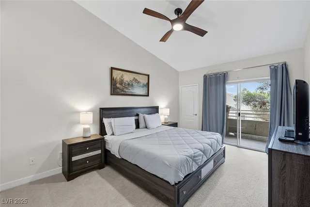 $2,900 | 1704 Queen Victoria Street, Unit 203, Las Vegas, NV 89144