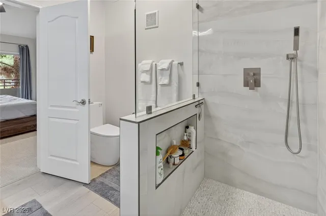 $2,900 | 1704 Queen Victoria Street, Unit 203, Las Vegas, NV 89144