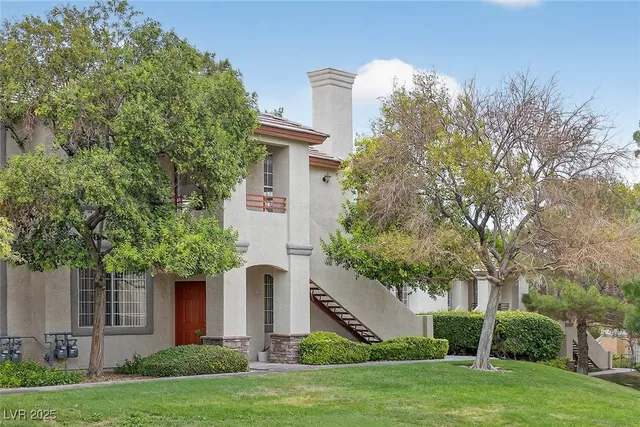 $2,900 | 1704 Queen Victoria Street, Unit 203, Las Vegas, NV 89144