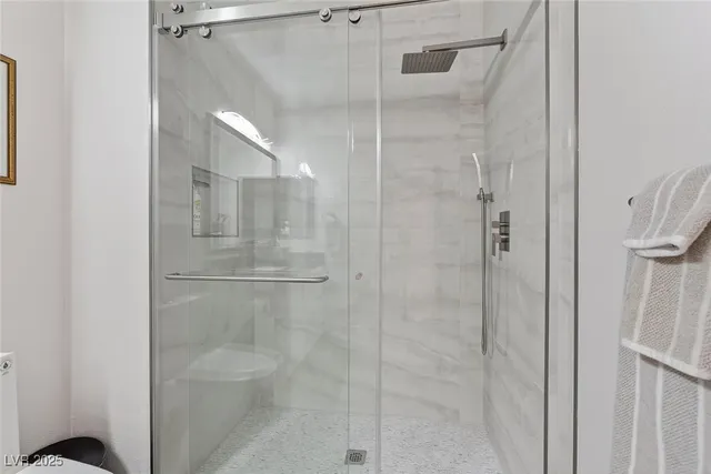 $2,900 | 1704 Queen Victoria Street, Unit 203, Las Vegas, NV 89144