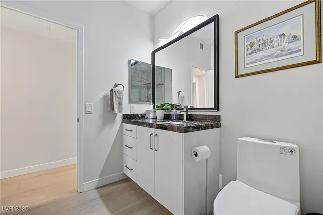 $2,900 | 1704 Queen Victoria Street, Unit 203, Las Vegas, NV 89144