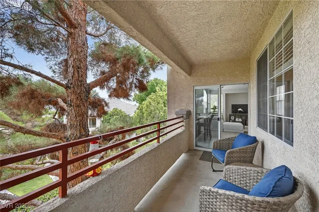 $2,900 | 1704 Queen Victoria Street, Unit 203, Las Vegas, NV 89144