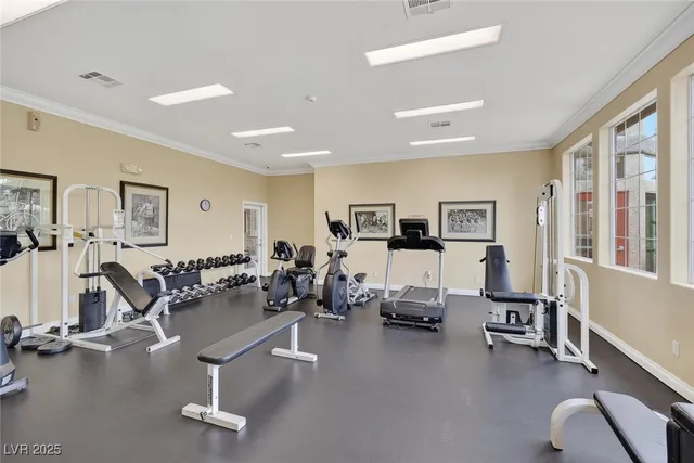 $2,900 | 1704 Queen Victoria Street, Unit 203, Las Vegas, NV 89144