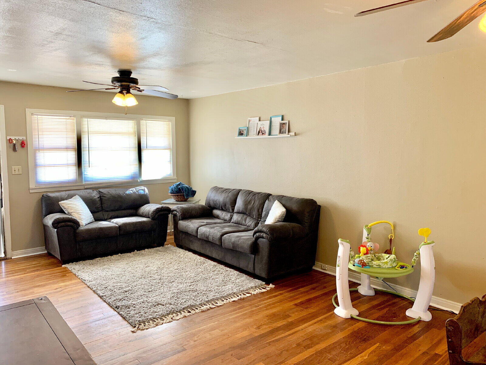 4206 45th Street Lubbock, TX 79413 - Photo 2 of 14 a living room with furniture