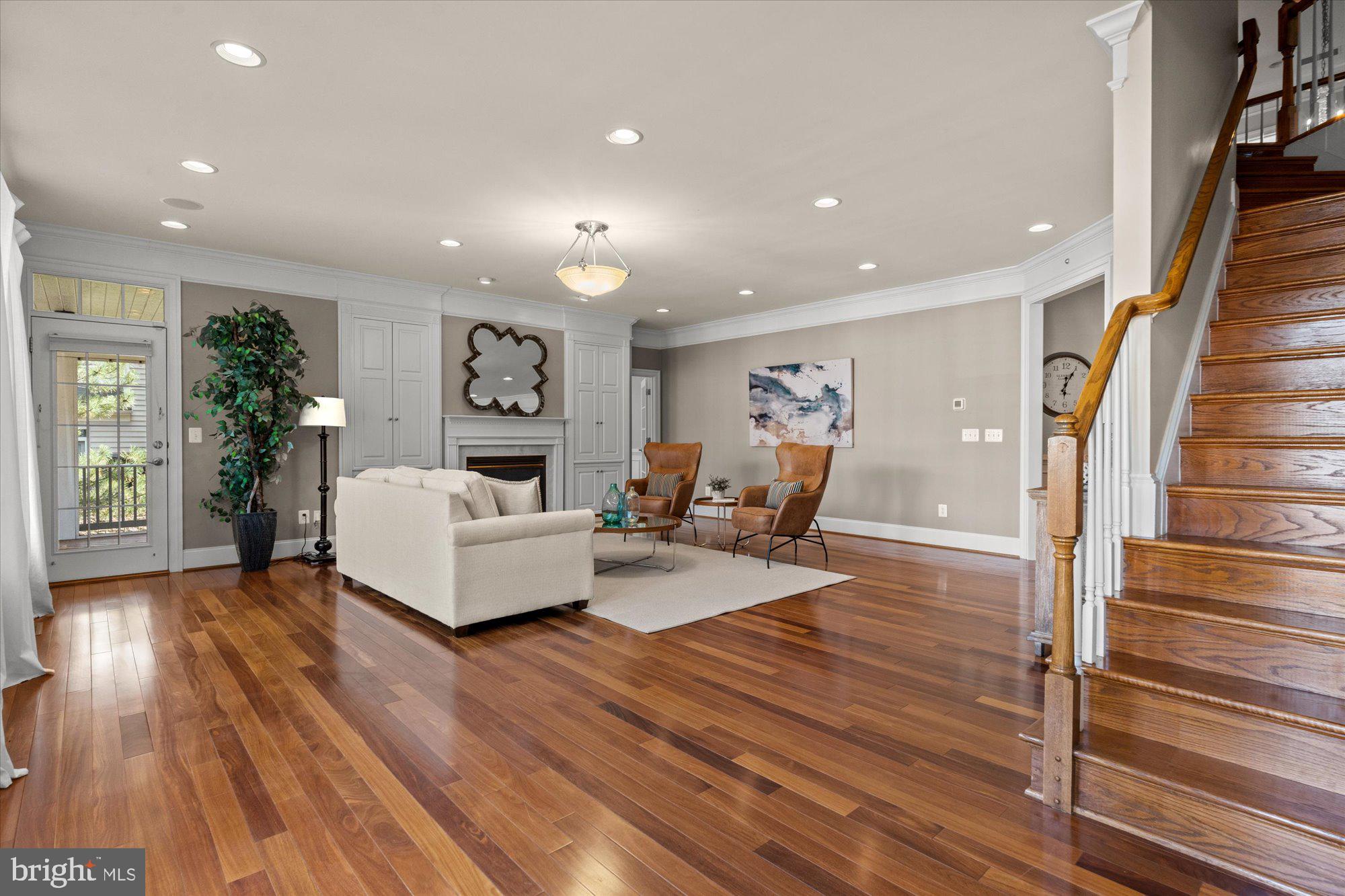 9300 Castle Hill Road Springfield, VA 22153 - Photo 21 of 60 Family Room