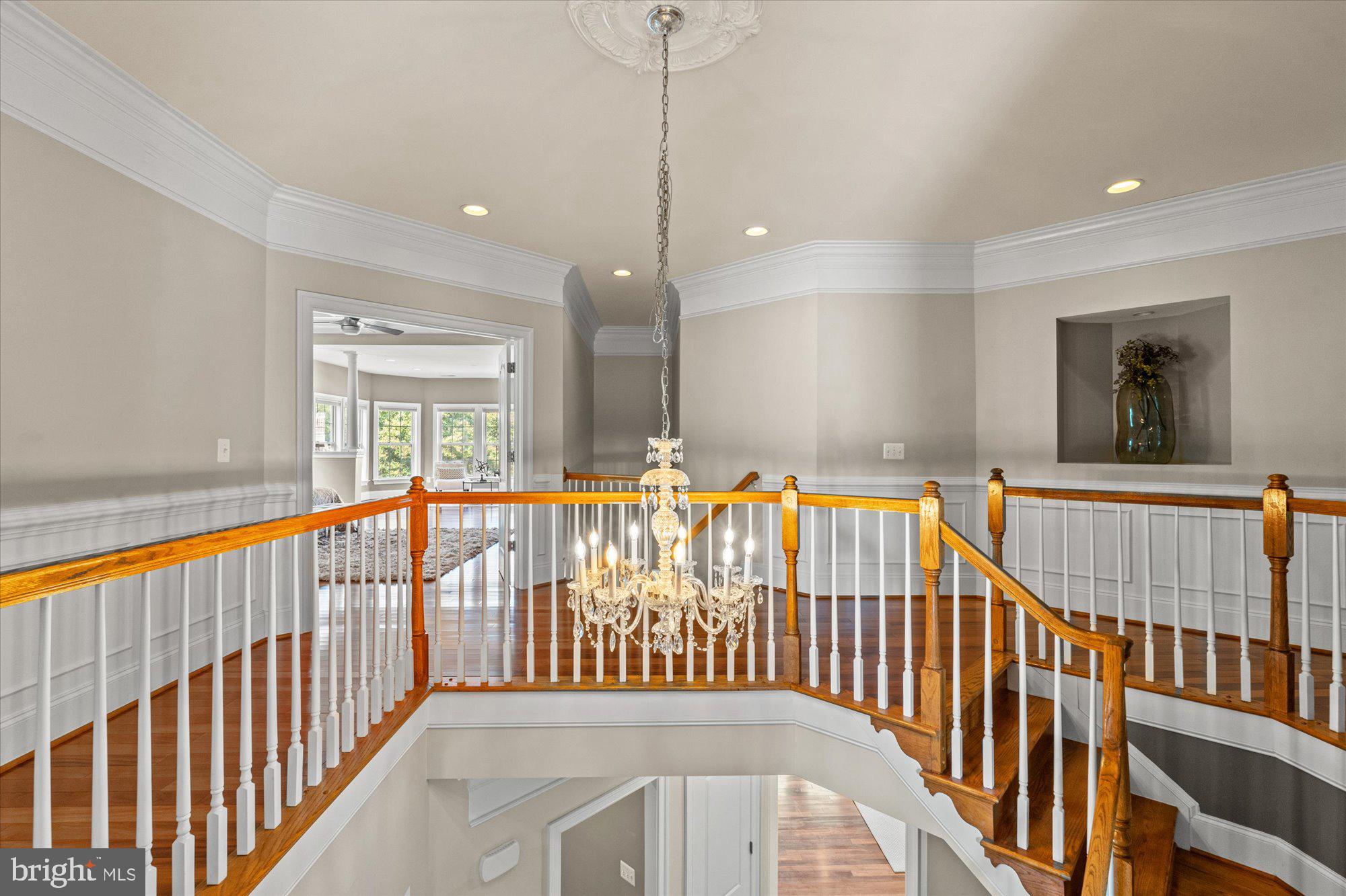 9300 Castle Hill Road Springfield, VA 22153 - Photo 27 of 60 Upstairs Hallway